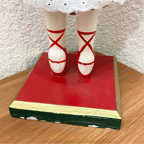 2007 Limited Edition Ballerina Nutcracker Holding Toy Soldier 14” Nutcracker - Picture 13 of 16